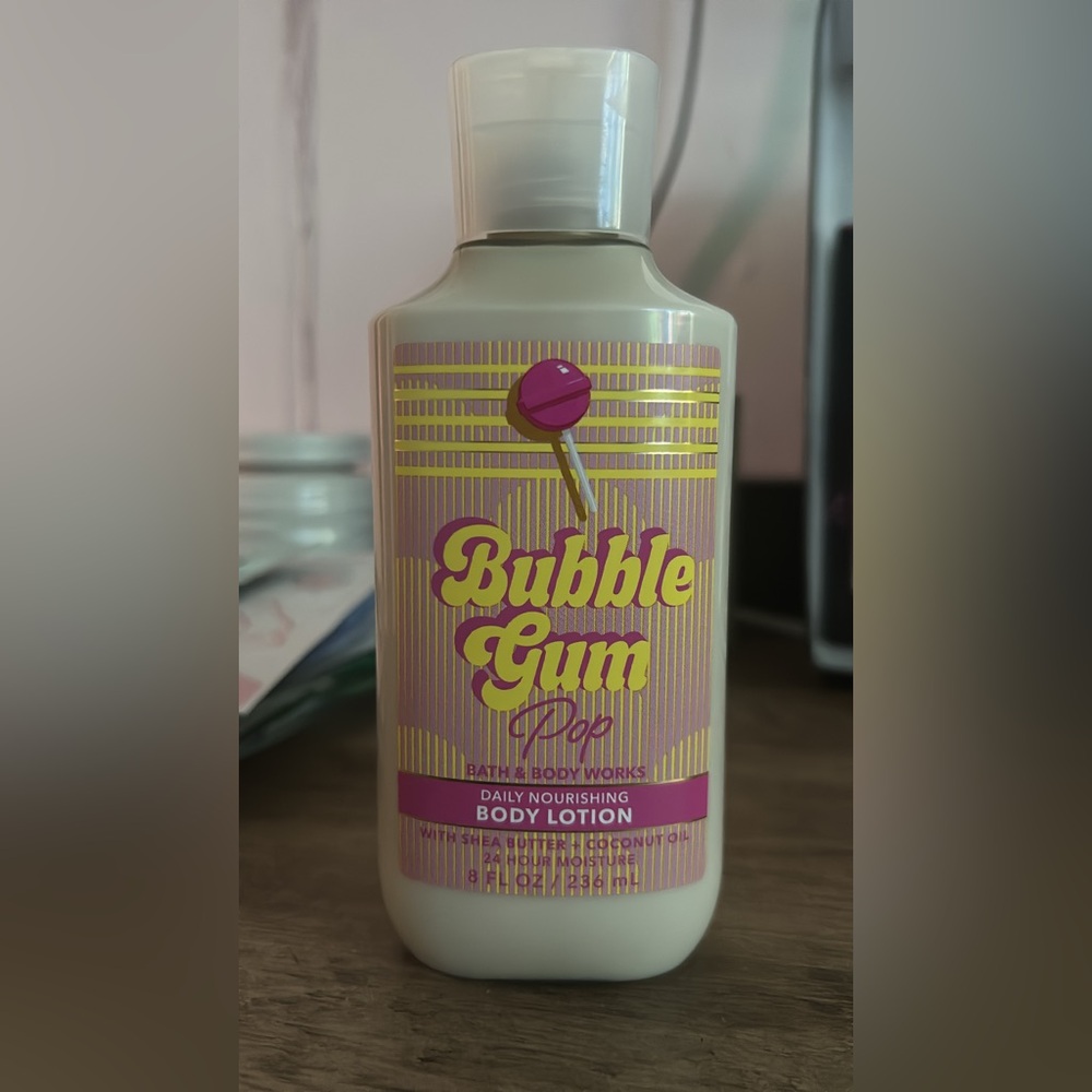 Bath & Body Works  Cream Moisturizer